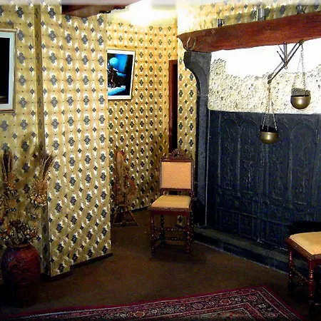 فندق Graf Rolshausen 3*