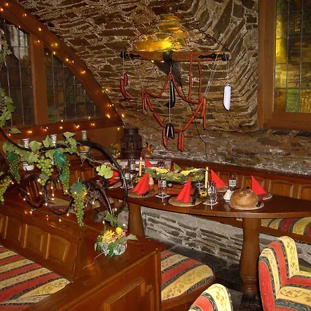 Graf Rolshausen مونشاو