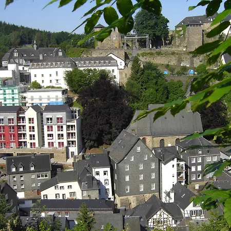 Graf Rolshausen Hotel Montjoie