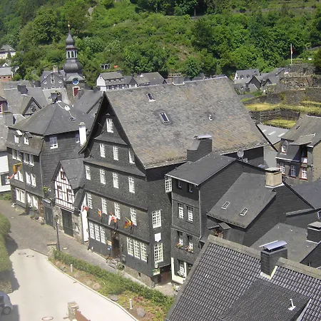 Graf Rolshausen فندق مونشاو