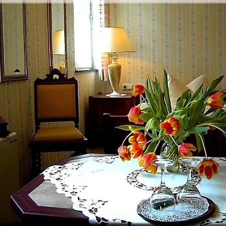 Graf Rolshausen Hotel Monschau