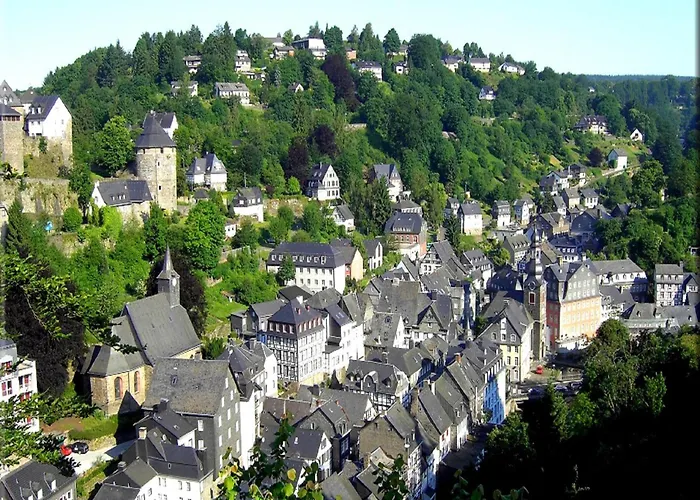 Hotel Graf Rolshausen 3*