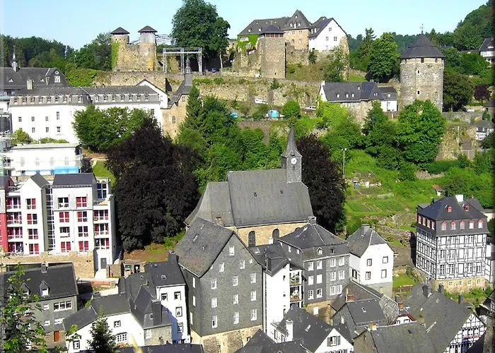 Graf Rolshausen Hotel 3*