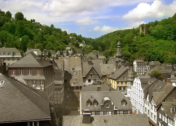 Hotel Graf Rolshausen 3*